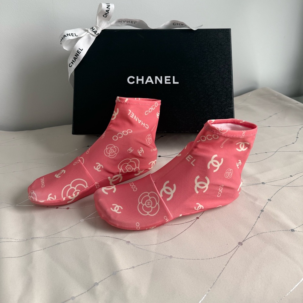 Chanel Dad Pink & White Sandal Socks  37 EU US Size 7 Chanel Shoe Box & Ribbon